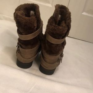 Carlos fur boots